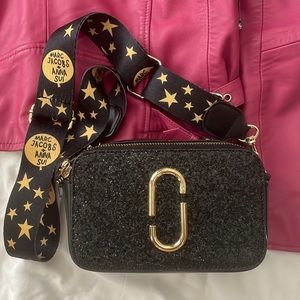 MARC JACOBS camera bag